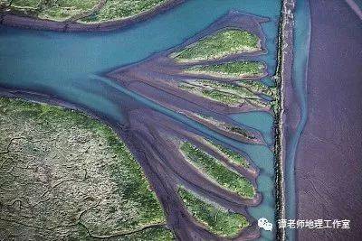 湄公河河口三角洲的成因_湄公河三角洲什么地貌_湄公河三角洲形成原因