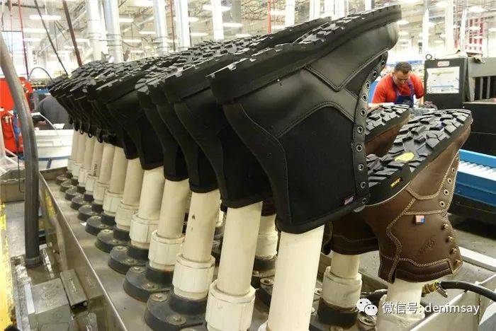 三角洲特种部队穿什么军靴_三角洲特种部队穿的鞋子_三角洲特种部队衣服