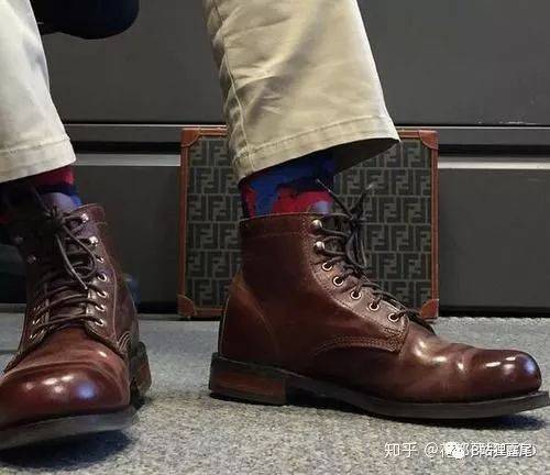 三角洲特种部队穿什么军靴_三角部队特种部队六_三角洲特种部队穿的鞋子