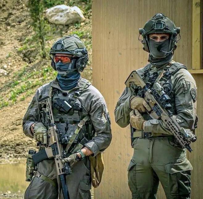 三角洲海豹六队_海豹六队和三角洲部队哪个厉害_三角洲和海豹六队