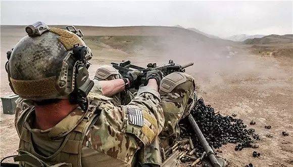 三角洲特种兵黑鹰坠落_三角洲特种部队坠落之鹰无敌_三角洲特种部队4黑鹰坠落