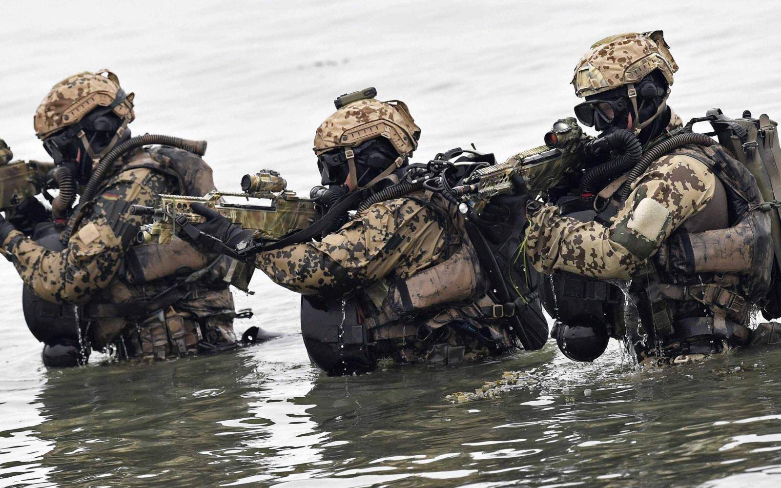 三角洲特种部队极限作战2_三角洲特种部队 极限2_三角洲特种部队6命令