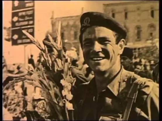 三角洲特种部队3武器_三角洲特种部队:近战突击队_三角洲特种部队用的突击步枪