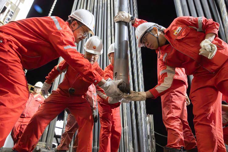 三角洲沉积作用_三角洲沉积相类型_三角洲辫状河沉积