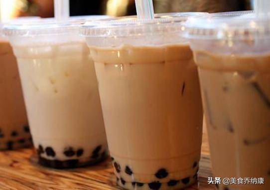 夜市卖什么小吃赚钱_路边摊美食高利润_奶茶店低成本高收入