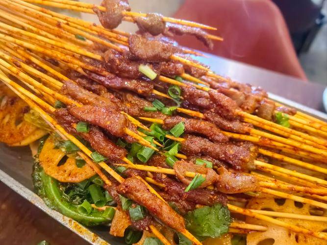 油炸串串小吃技术_夜市卖什么小吃赚钱_时尚夏日饮品