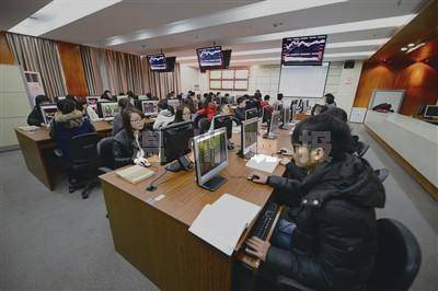怎么样炒股票才能赚钱_大学生炒股现状_90后大学生炒股比例