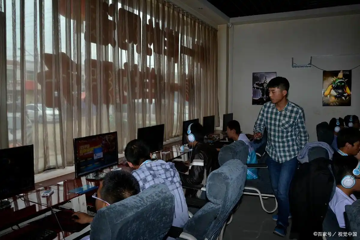 什么样的网吧赚钱_网吧装修创新案例_网吧盈利模式创新