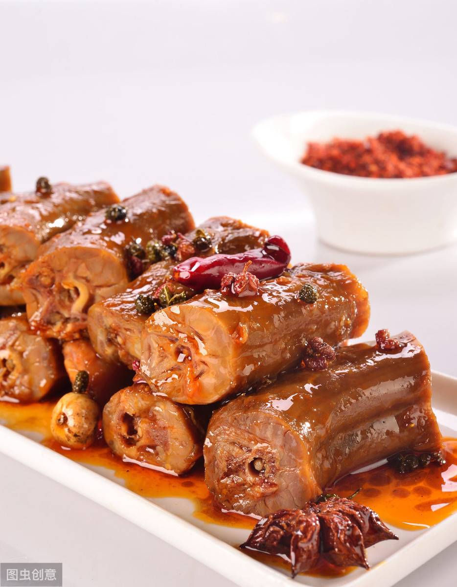 实体店转型自媒体营销_开店小本赚钱前年_卤味店自媒体运营模式