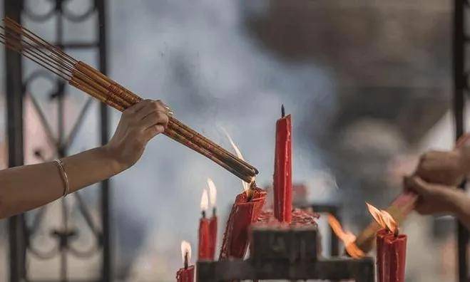 赚钱特质_财富心态_会算计才能赚钱 pdf