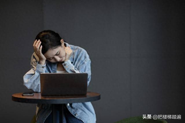 在家没事做点什么赚钱_宅女副业赚钱方法_内向女生适合的副业