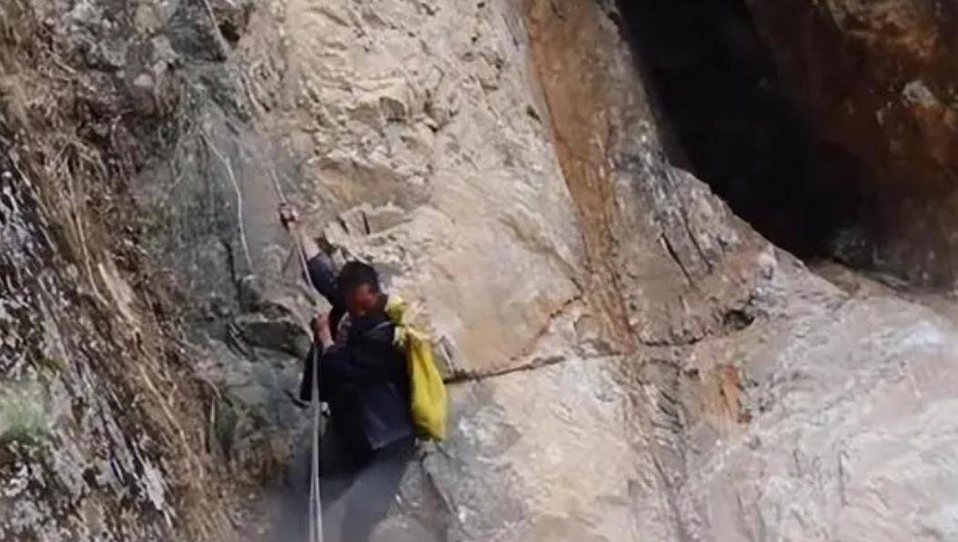 采燕窝手艺传承困难_四川雅砻江燕窝采集_朋友圈卖燕窝真赚钱