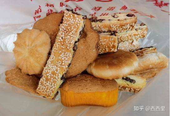 武汉旅游攻略行程_武汉做什么小生意赚钱_武汉民宿酒店推荐