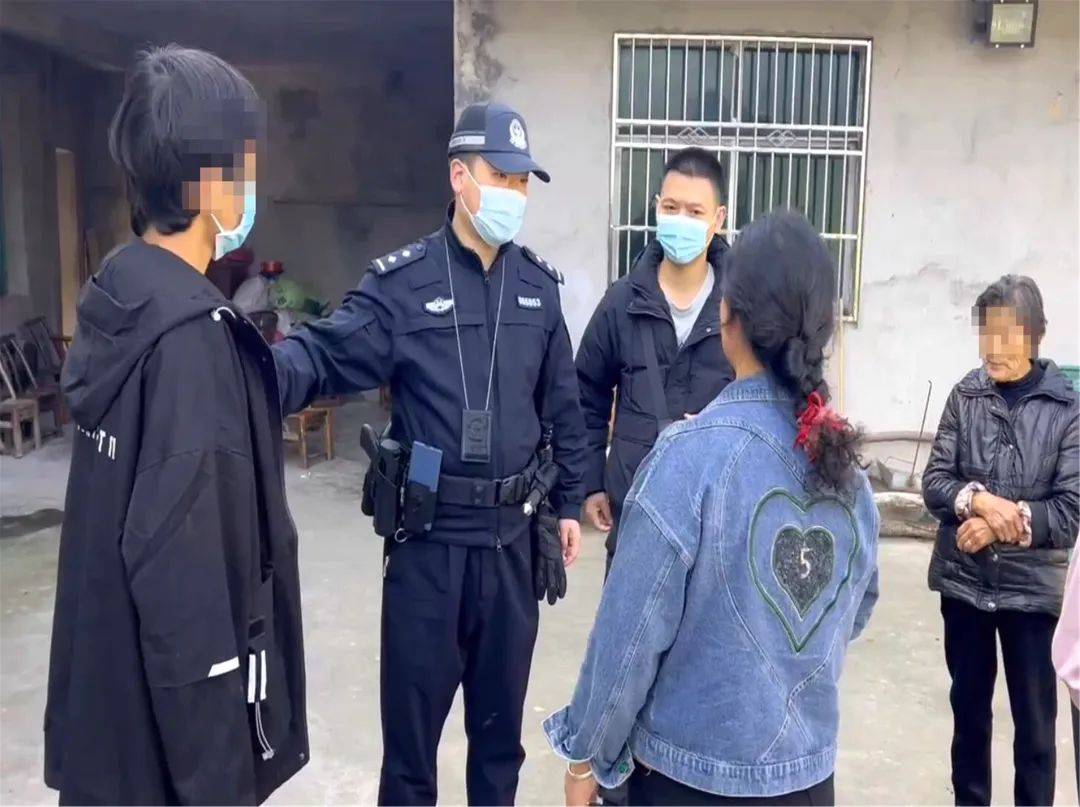 网络挂机赚钱是真的吗_出租QQ号风险_QQ号出租违法后果