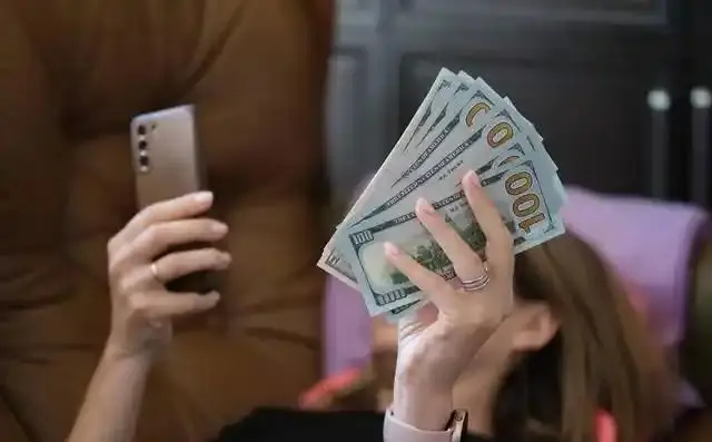 新能源汽车后市场服务创业机会_社区养老服务工作室投资_现在做什么项目赚钱