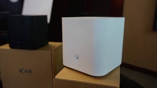 迅雷发布硬件「赚钱宝」：是矿机，不是路由器