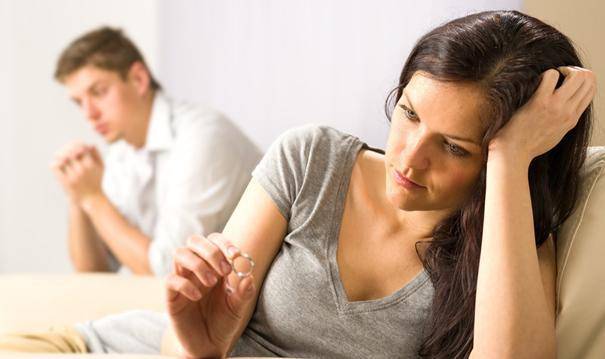 女性收入高于男性 男性心理反应_老婆赚钱_妻子赚钱多 丈夫的感受