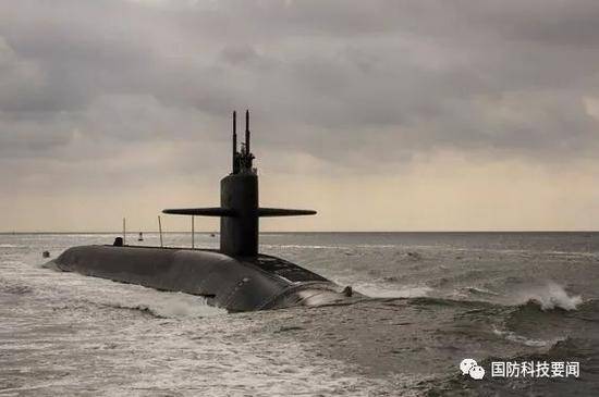 俄“三角洲”级弹道导弹战略核潜艇_俄三艘核潜艇_俄亥俄级核潜艇发射三叉戟导弹