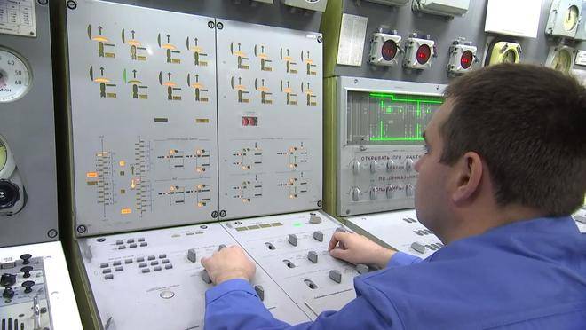 俄“三角洲”级弹道导弹战略核潜艇_俄潜射导弹_俄三艘核潜艇