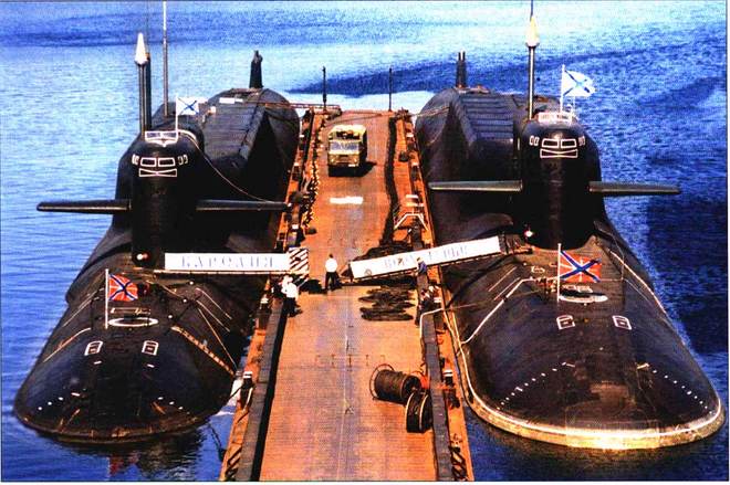 俄潜射导弹_俄三艘核潜艇_俄“三角洲”级弹道导弹战略核潜艇