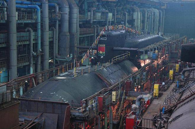 俄“三角洲”级弹道导弹战略核潜艇_俄潜射导弹_俄三艘核潜艇