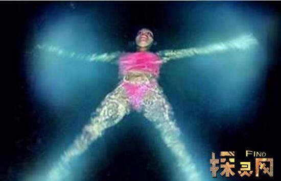 百慕大魔鬼黑三角_魔鬼三角洲失踪图片_新三角箭vs魔鬼司令