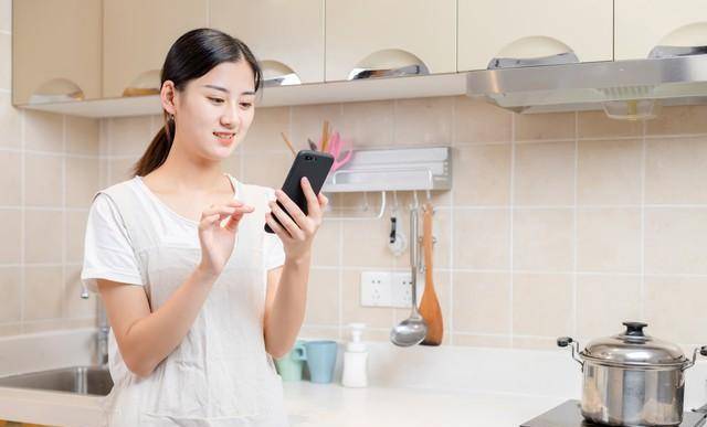 全职妈妈在家做什么赚钱_全职妈妈在家赚钱方法_手工活外发平台推荐