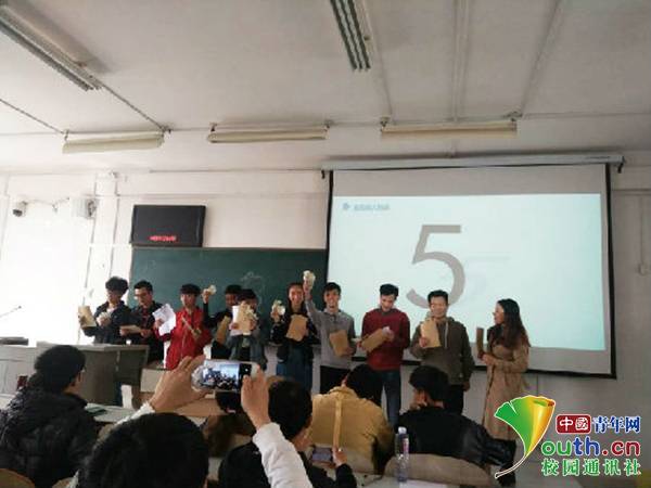 5元创业大挑战_大学生低成本创业项目_什么资源网赚钱