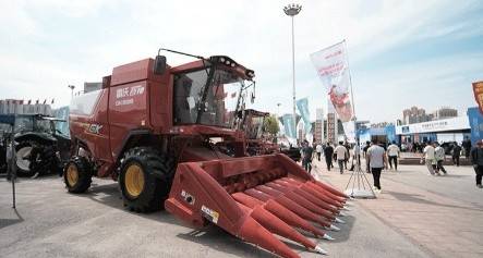 2025年玉米收获机补贴销量排名_勇猛玉米收割加抛送器_2025年玉米收获机销售额排名