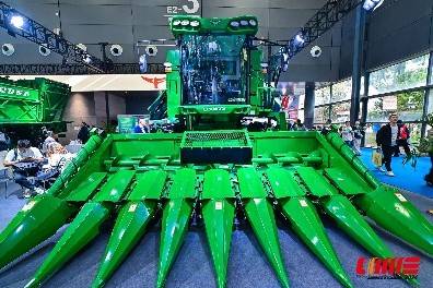2025年玉米收获机销售额排名_2025年玉米收获机补贴销量排名_勇猛玉米收割加抛送器