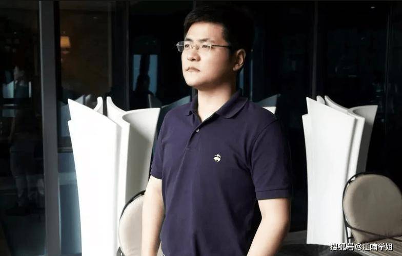 大学生如何创业赚钱_复旦法学院学生创办暄氏文化公司_大学生创业一年资本翻20倍