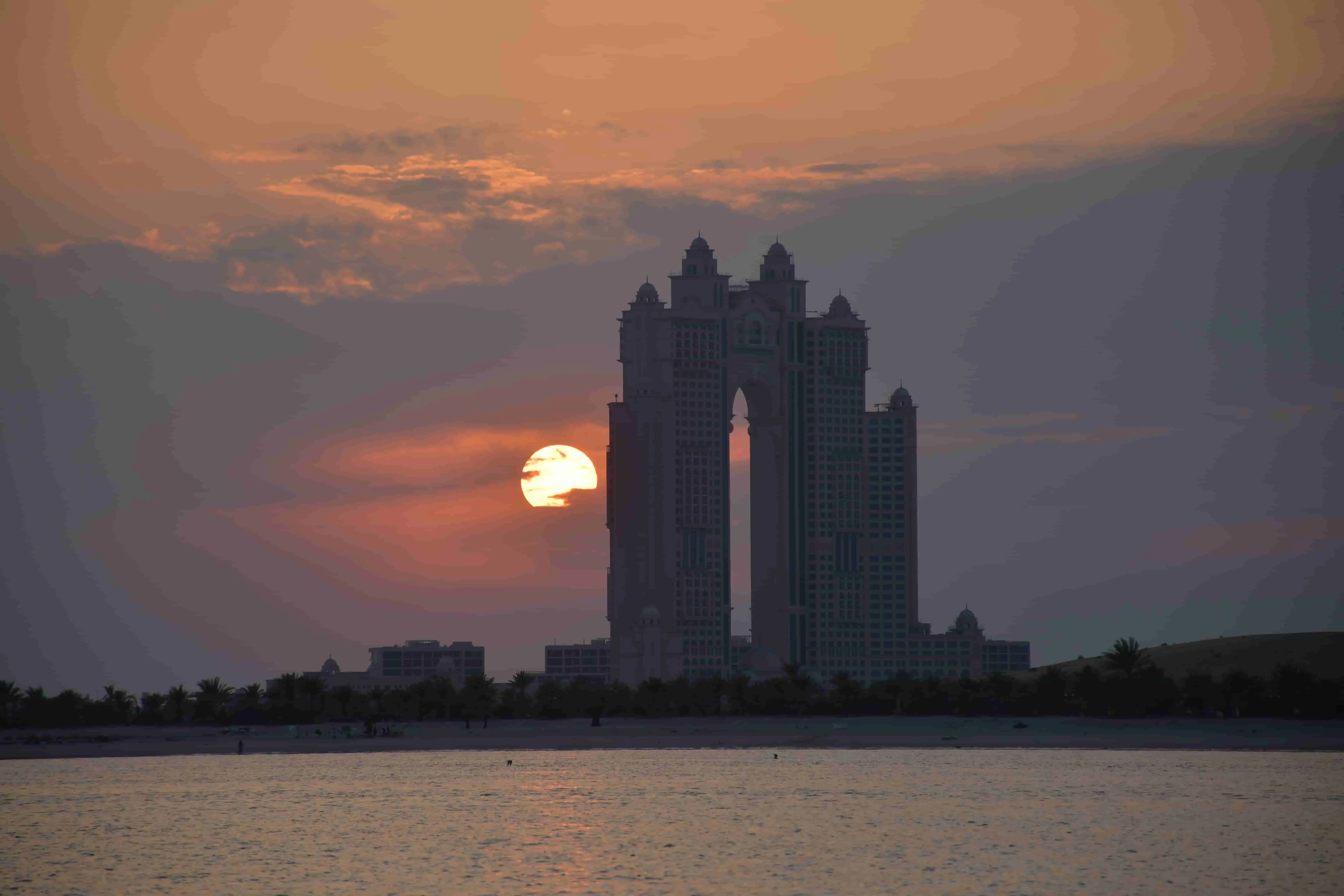 迅雷会员极速下载无广告体验_迅雷准会员激活码领取_迅雷会员1天体验卡领取方法