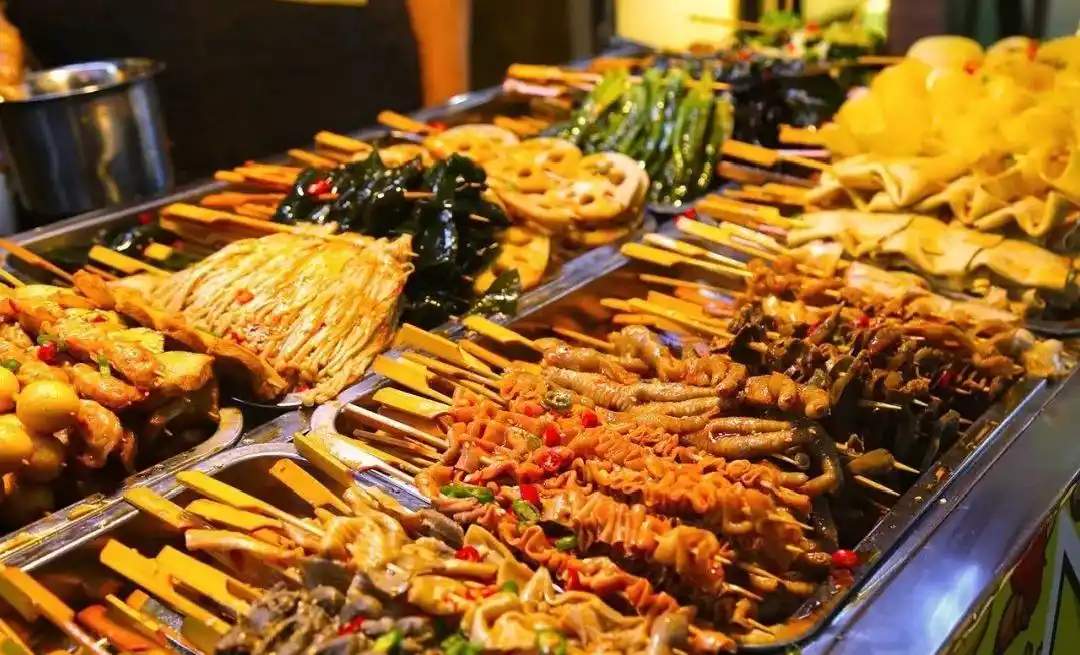 如何开小吃店赚钱_餐饮创业_小吃开店指南