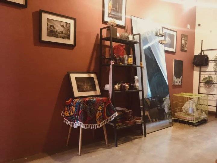 开店了不赚钱_年轻人创业失败经历_独立实体店倒闭分析