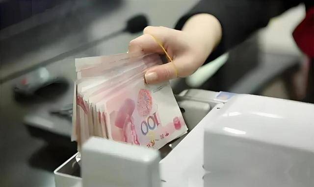 比特币 赚钱_二三十万存款的理财焦虑_中国家庭财富结构分析