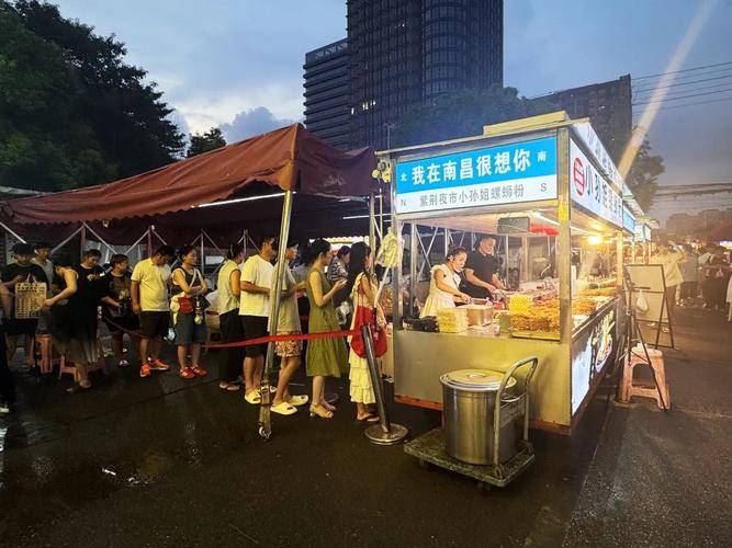 夜市大排档最赚钱品类_夜市卖什么赚钱_十大高利润夜市小吃