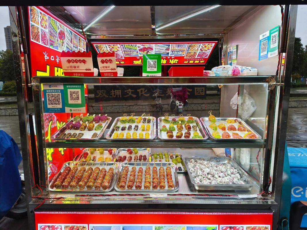 夜市卖什么赚钱_低成本高回报摆摊项目_夏季夜晚摆摊生意