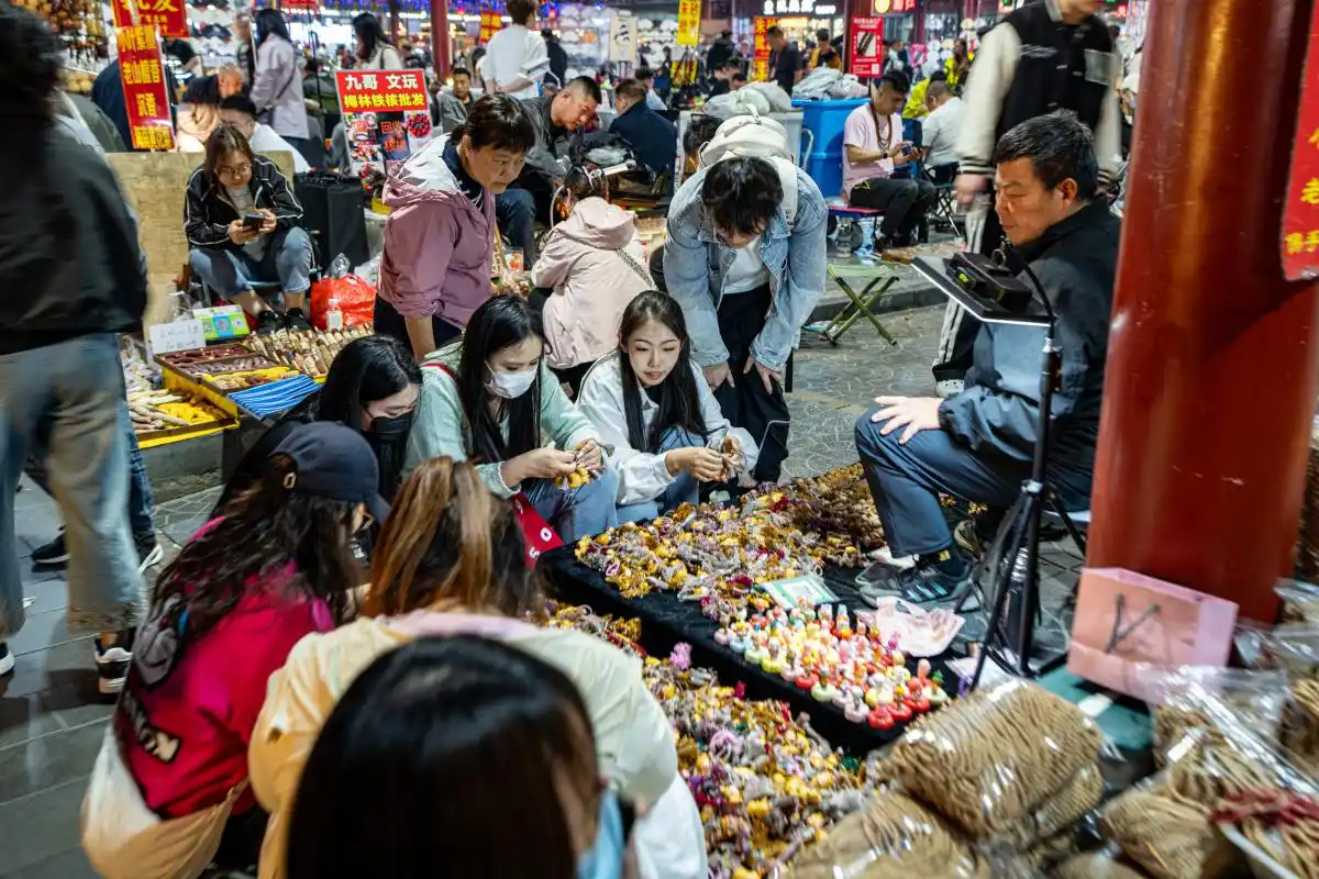 新手零门槛夜市副业_夜市摆摊小众品类_夜市卖什么赚钱