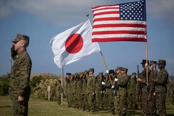 日本军舰闯入台海挑衅 朝鲜导弹反击 东北亚安全局势_朝鲜赚钱
