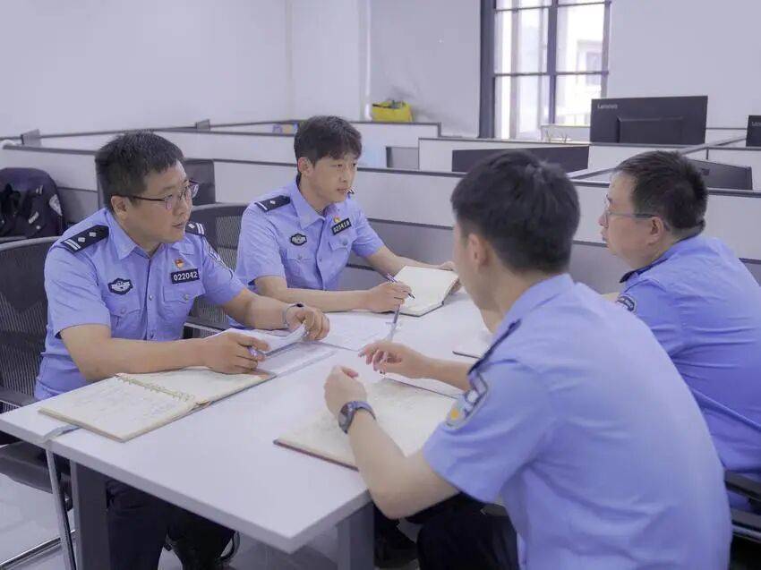 利用兼职洗钱团伙_洗钱跑分兼职骗局_试玩软件赚钱是真是假